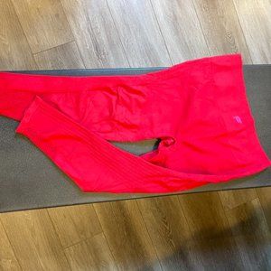 Fabletics "Sync High-Waisted Perforated" 7/8 Red Leggings / Size XL